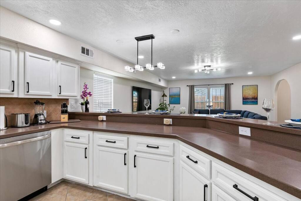 Lucky House - Tranquility In The Middle Of Houston - Tv In Every Room - 300 M2 外观 照片