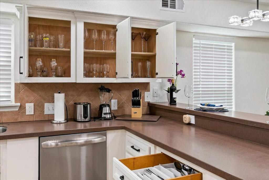 Lucky House - Tranquility In The Middle Of Houston - Tv In Every Room - 300 M2 外观 照片