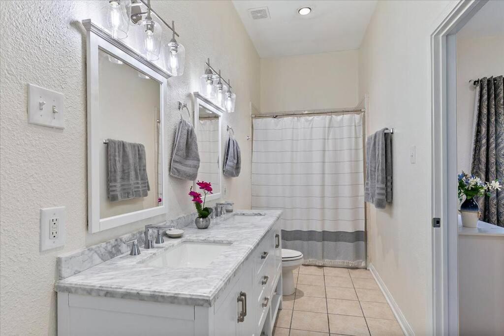 Lucky House - Tranquility In The Middle Of Houston - Tv In Every Room - 300 M2 外观 照片